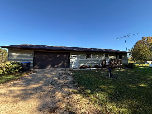 2nd image of N6392 Blueberry Rd