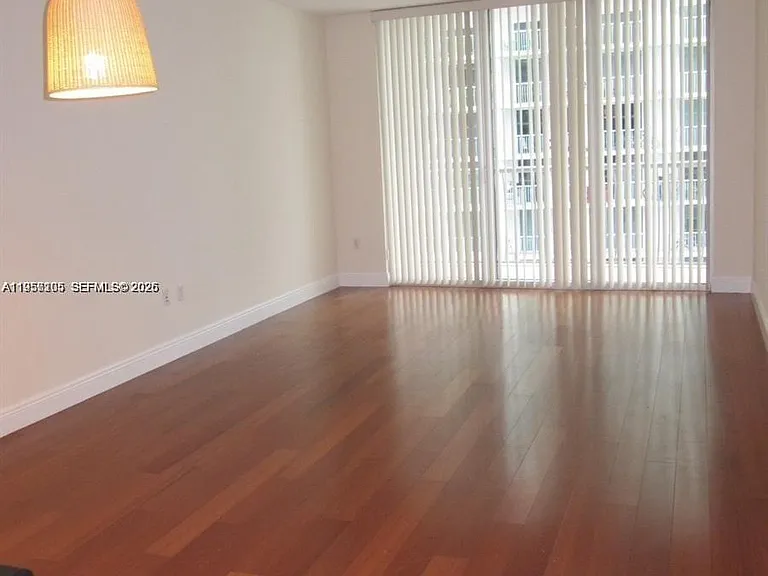 1750 N Bayshore Dr #3005 — Photo 5