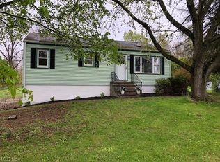 3921 Bonnett Dr, Stow, OH 44224