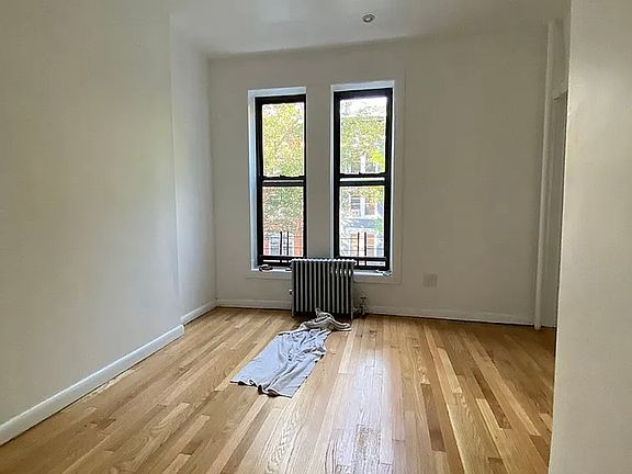 4th image of 316 6th Ave Unit 2F