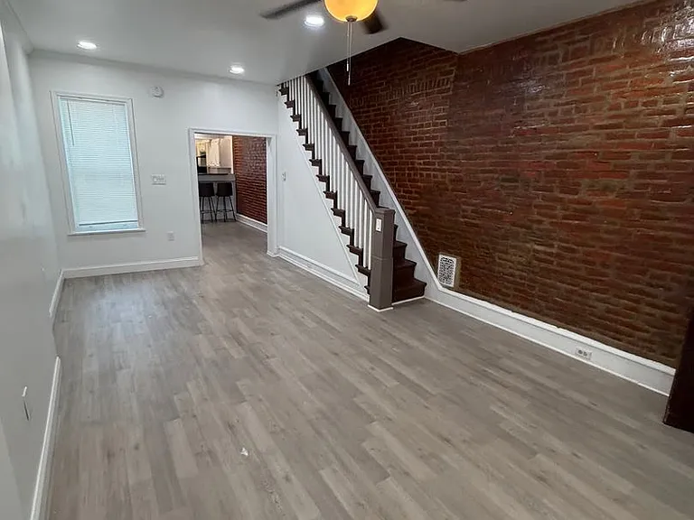 940 N 12th St — Photo 1
