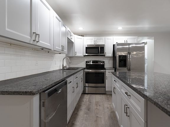 2nd image of 18 N New St #2