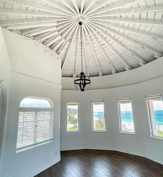 The Villas of Laguna Beach — Photo 25