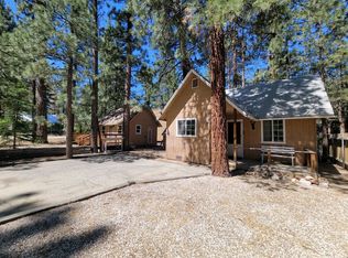 903 W Rainbow Blvd, Big Bear City, CA 92314