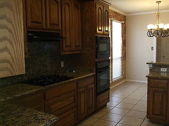 5th image of 3228 River Bend Dr