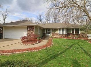 140 Thornhill Dr, Thornville, OH 43076