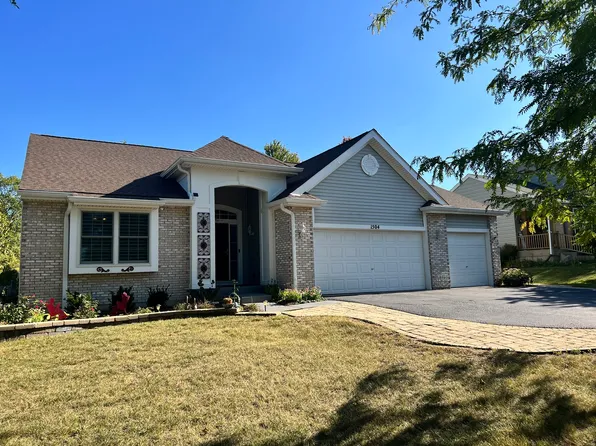 1504 Stevens Ct, North Aurora, IL 60542