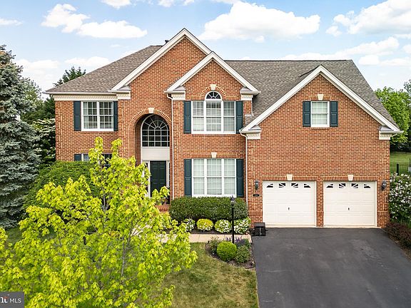 4th image of 5281 Jacobs Creek Pl