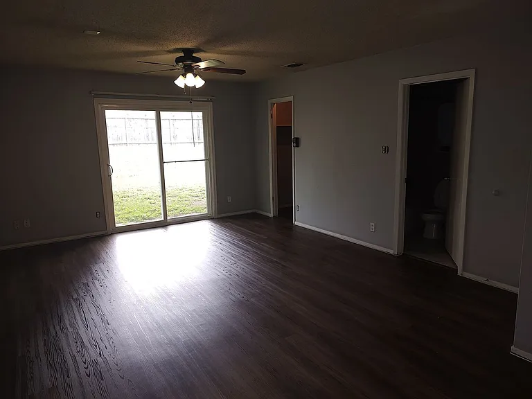 11506 Murcia Dr — Photo 7