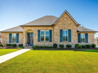 677 Lancaster Dr, Houma, LA 70360