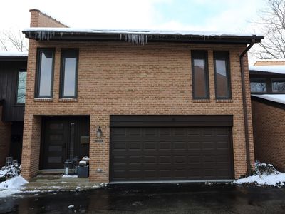1719 Wildberry Dr Unit B, Glenview, IL, 60025
