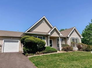 34 Foxwood Rd #34, Lakewood, NJ 08701