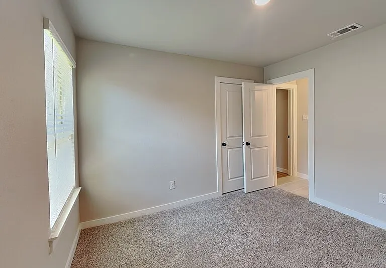 1106 Holly St — Photo 13
