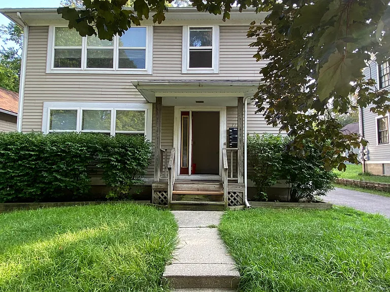 715 N Congress St #100 — Photo 1