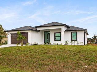 4304 28th St SW, Lehigh Acres, FL 33976