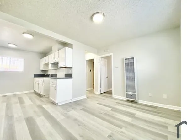 7711 S San Pedro St #2, Los Angeles, CA 90003