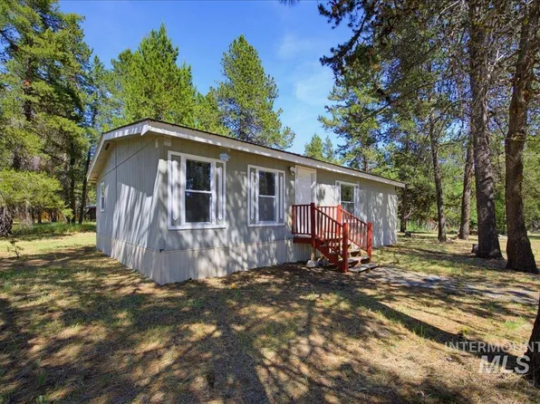 230 Blue Jay Dr, McCall, ID 83638