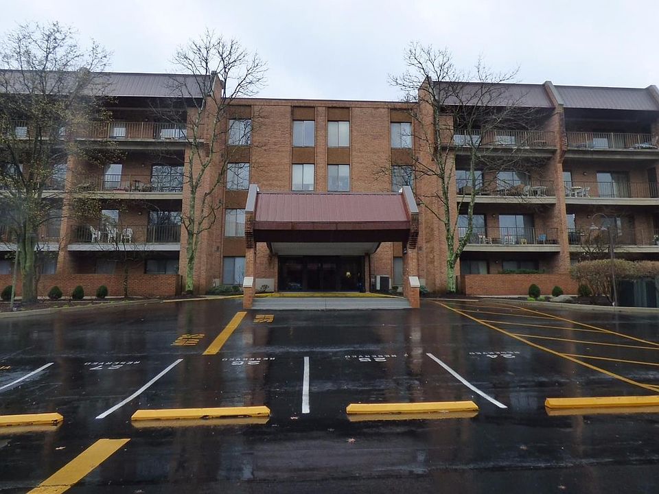 1st image of 3533 Amberacres Dr Unit 201
