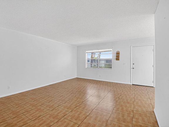 4th image of 421 Piedmont #I