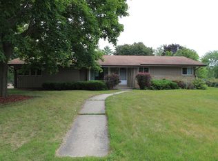 301 Franklin St, Waterford, WI 53185