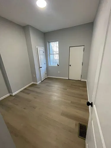 387 Avon Ave #D1 Photo 1