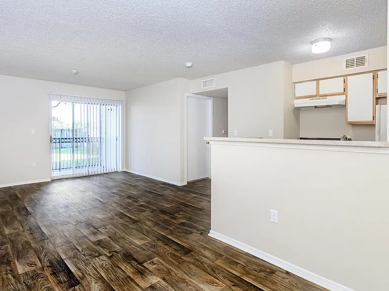 Garden Gate Apartments Ft. Worth — Photo 23