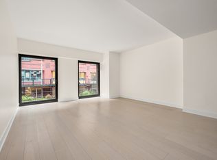 55 W 17th St #202, New York, NY 10011