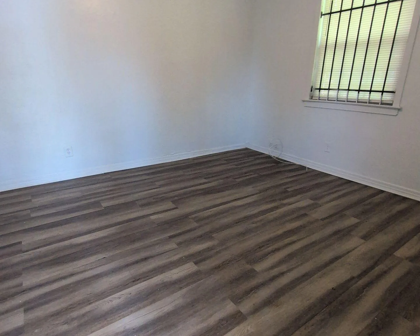 2 bed, 1.0 bath, 962 sqft, $1,150 — Photo 4