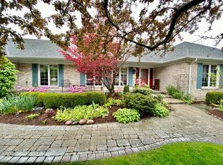 6146 Plymouth St, Downers Grove, IL 60516