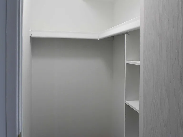 Harbor Cove Apartments — Photo 18