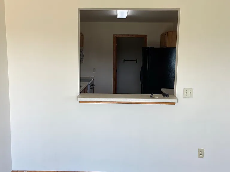 514 N Westmount Dr #1 — Photo 6