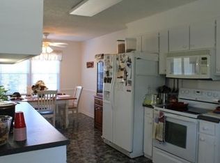 103 Country Canyon Dr, Rockingham, NC 28379