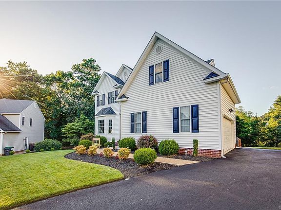 5th image of 7112 Lynnshire Ct
