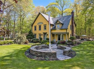 16 Chester Ct, Salem, CT 06420
