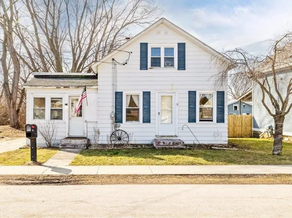 32 Huntington Street, St. Albans City, VT 05478
