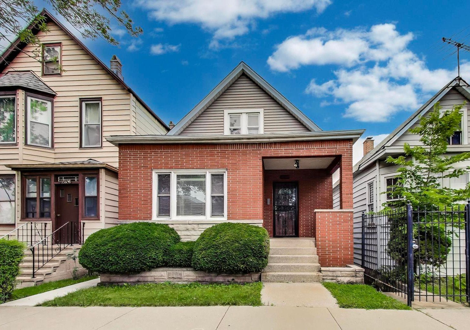10548 S Avenue J, Chicago, IL 60617 | Zillow
