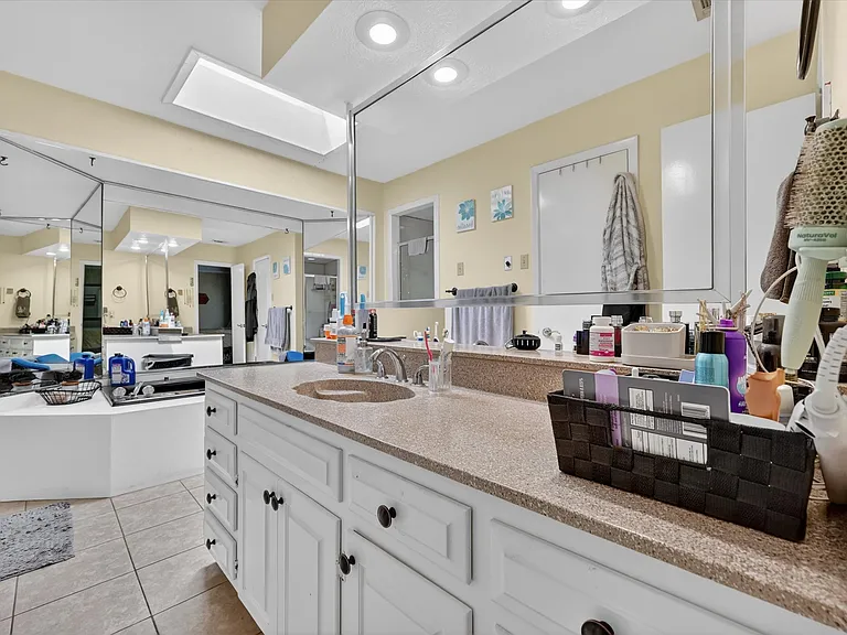 3921 Timberidge Dr — Photo 12