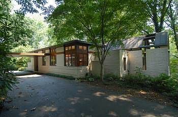 1st image of 8736 Old Dominion Dr