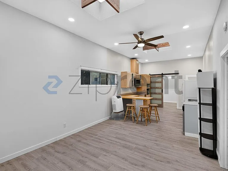 121 Sweeney Ct #ADU — Photo 2