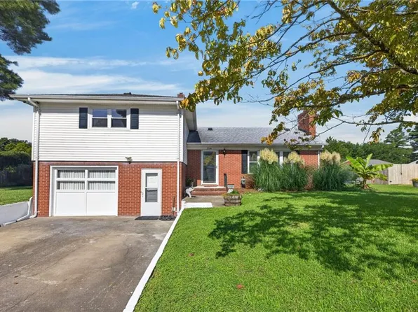 3204 Camellia Dr, Portsmouth, VA 23703
