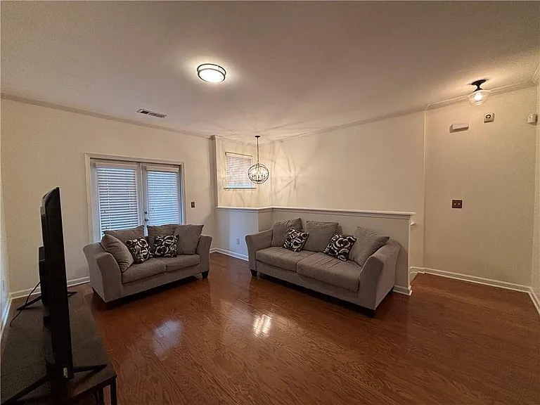 1161 Liberty Pkwy NW — Photo 3