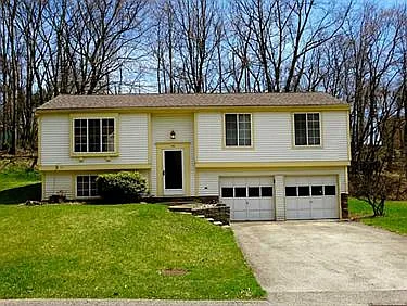 141 Deer Dr photo 1