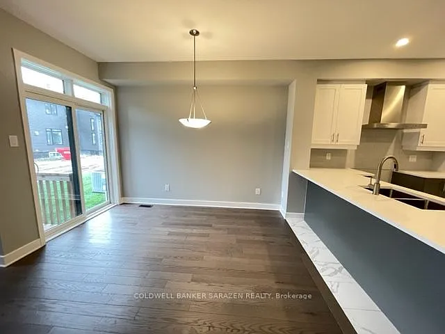330 Whitham Cres — Photo 27