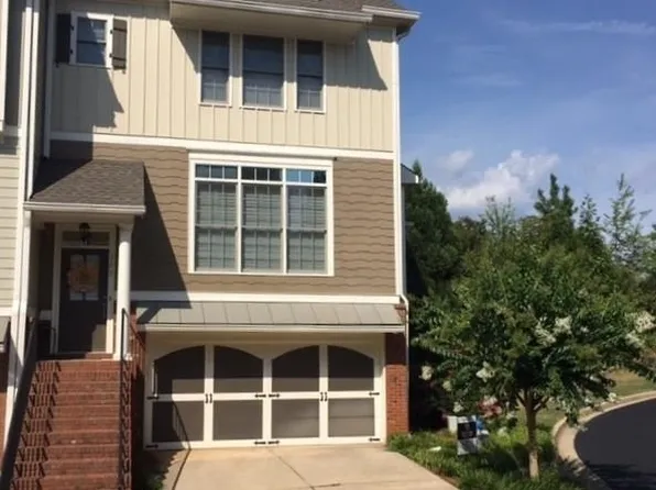 100 Lexington Vlg #5, Peachtree City, GA 30269