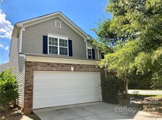 9918 Barrands Ln, Charlotte, NC 28278