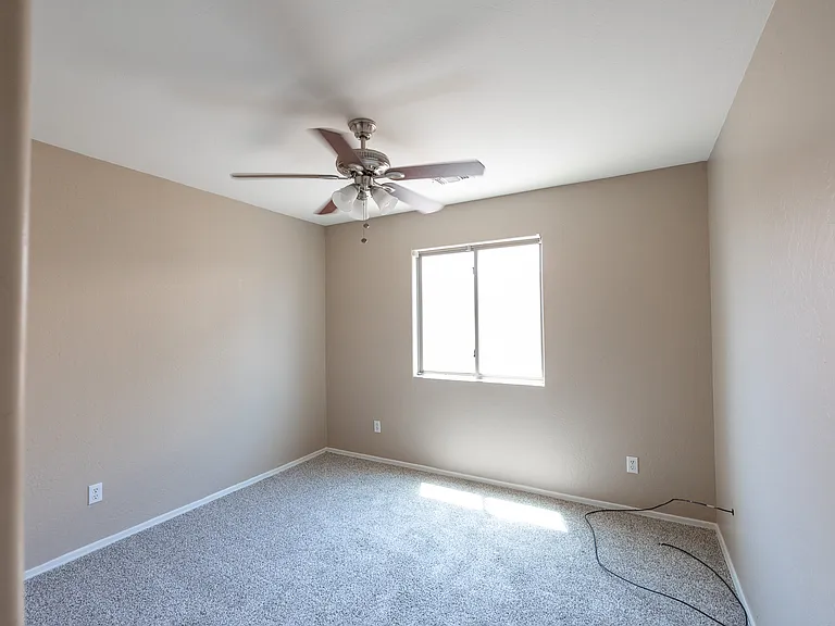 39931 N Zampino St — Photo 20