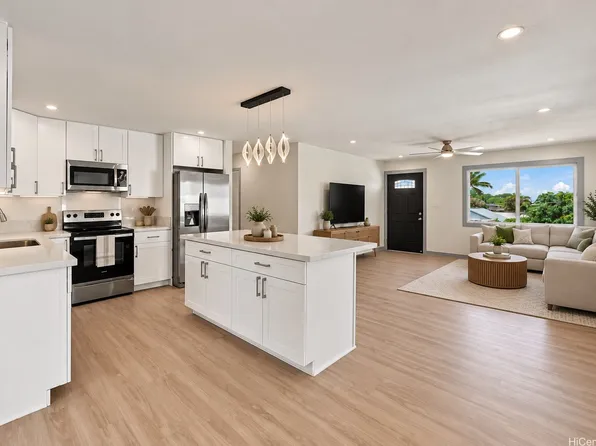 92-304 Akaula St, Kapolei, HI 96707