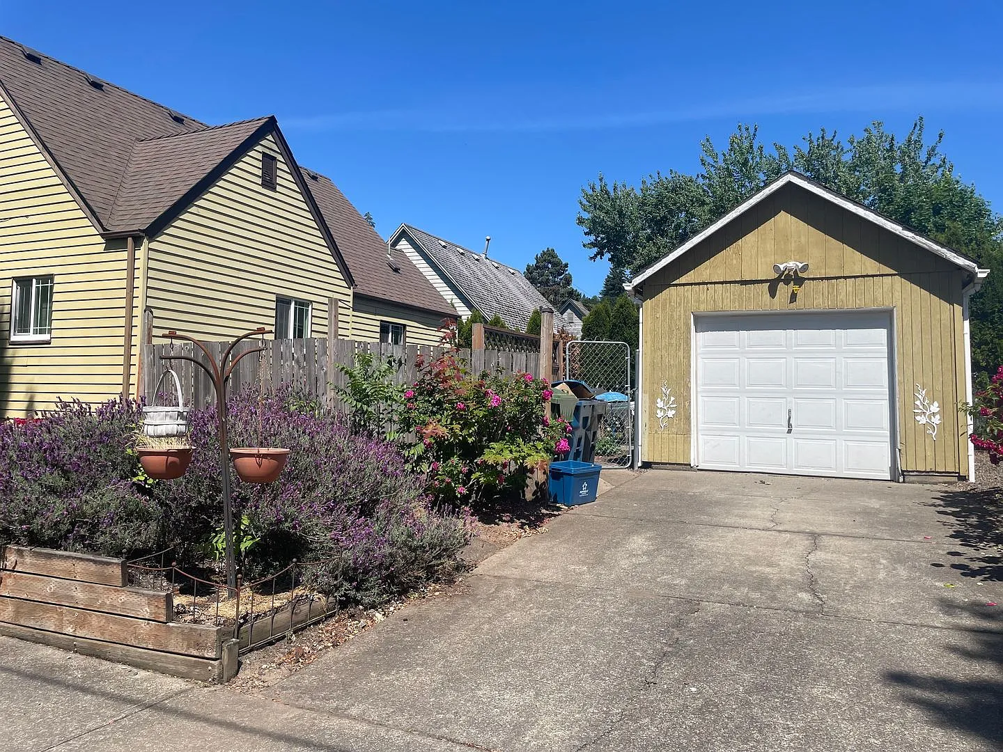 2 bed 1 bath Home in West Salem — Photo 2