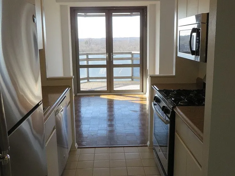 112-01 Queens Blvd #9B — Photo 2