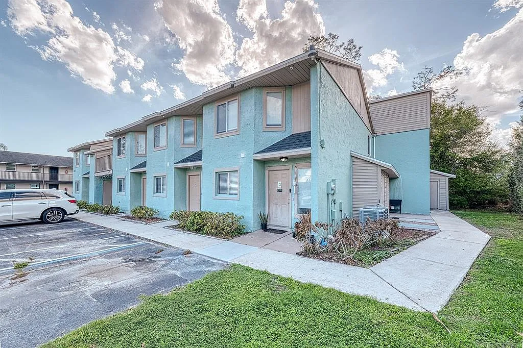Building Photo - 283 Gardner Ln #D